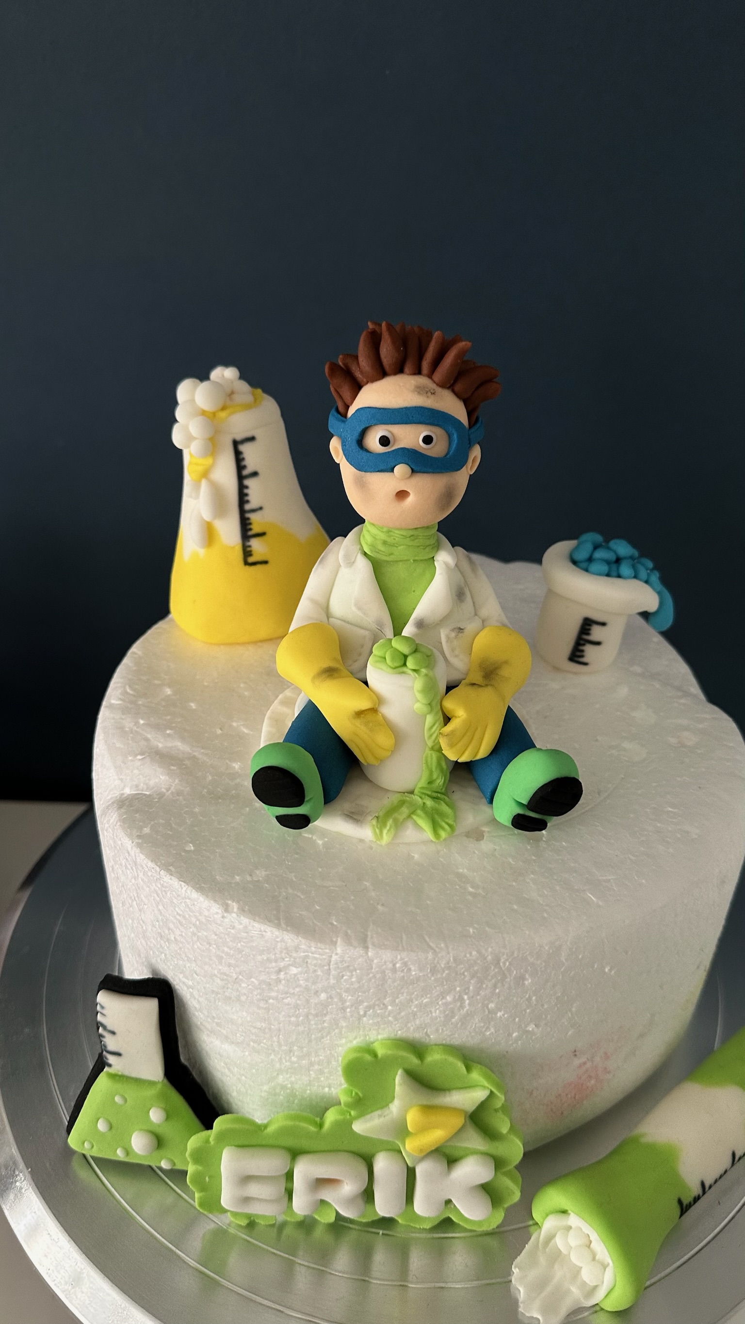 Custom topper design gallery image