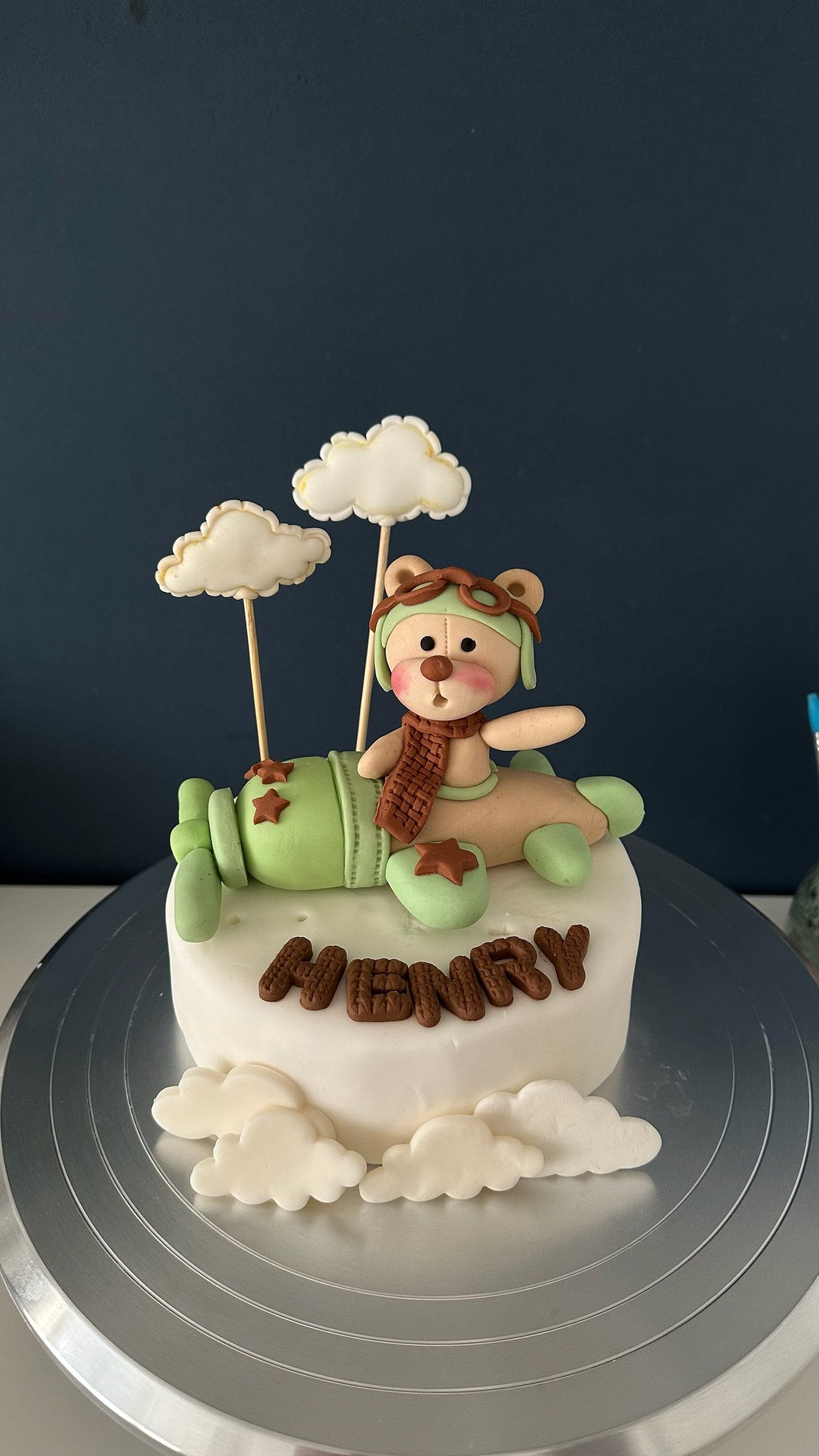 Teddy Bear Airplane Cake Topper | Pilot Bear Fondant Figure | Baby Birthday Cake Topper | Custom Name Cake Decoration
