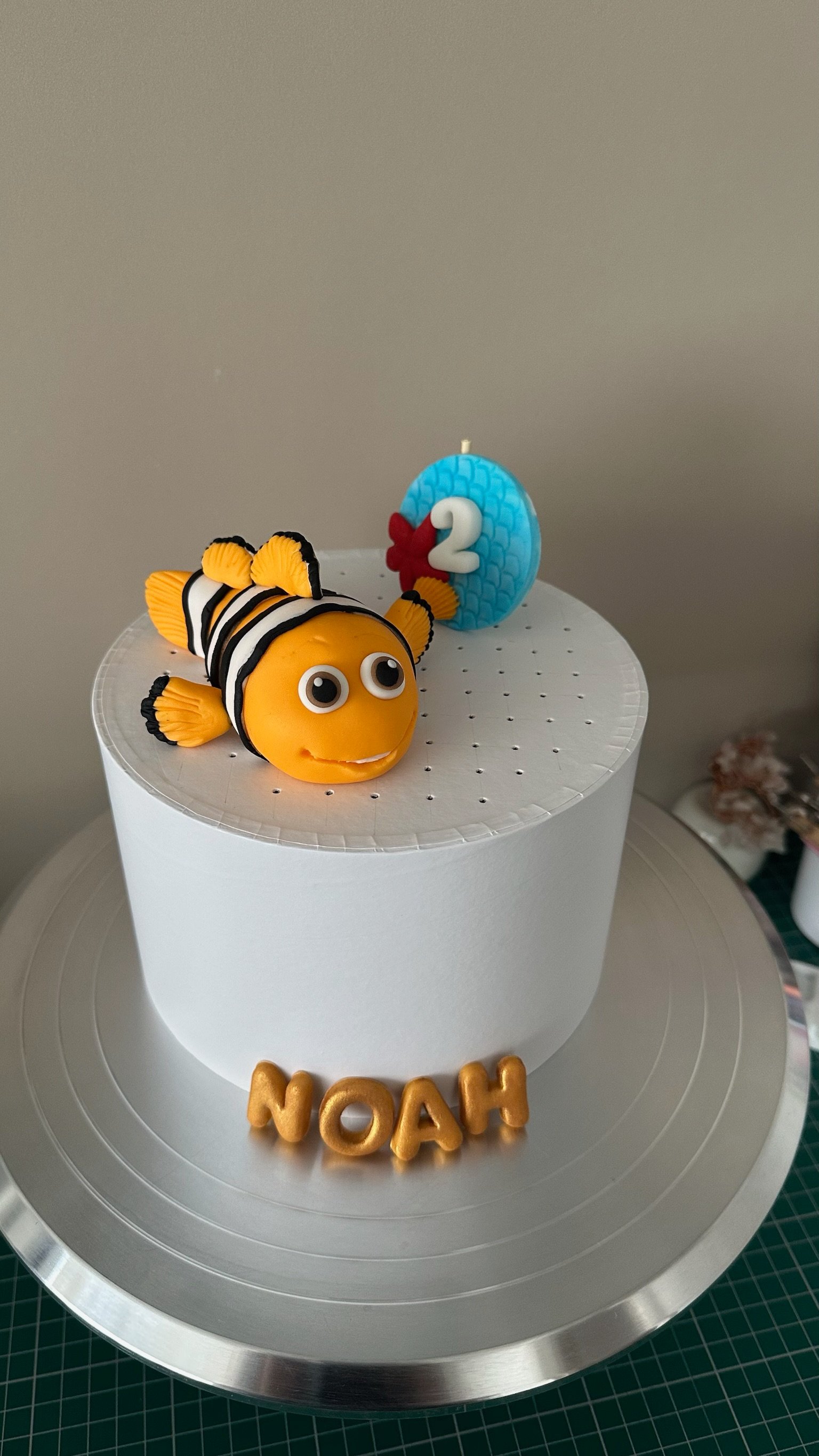 Handmade 3D Clownfish Cake Topper | Personalised Name & Age (Fondant)